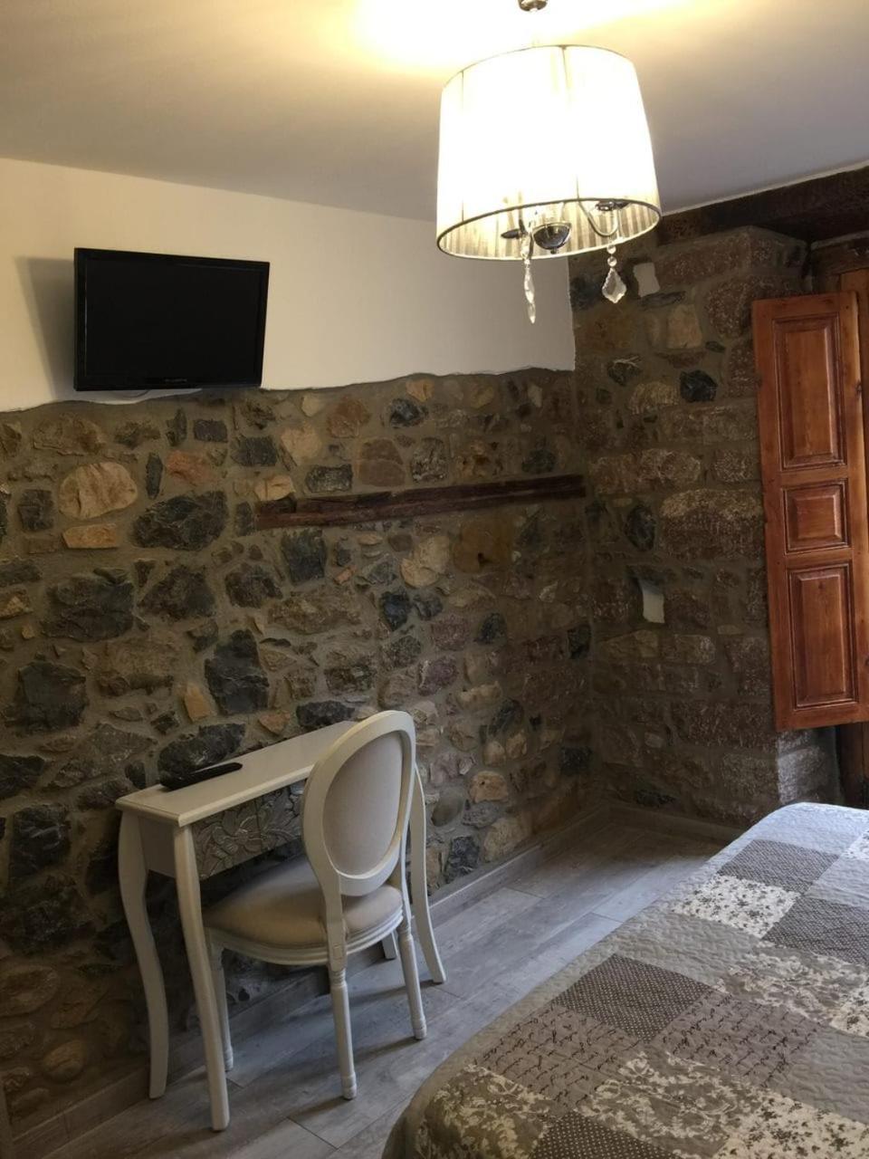 Pension San Pelayo 10 Cangas de Onís Exterior foto