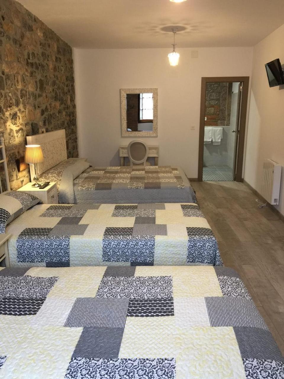 Pension San Pelayo 10 Cangas de Onís Exterior foto